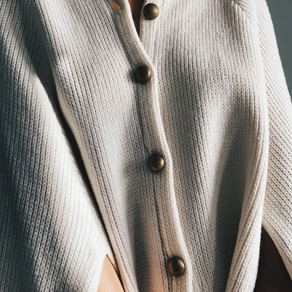 VINTAGE Knit Poncho Brass Hardware, Small - Picture 5 of 11